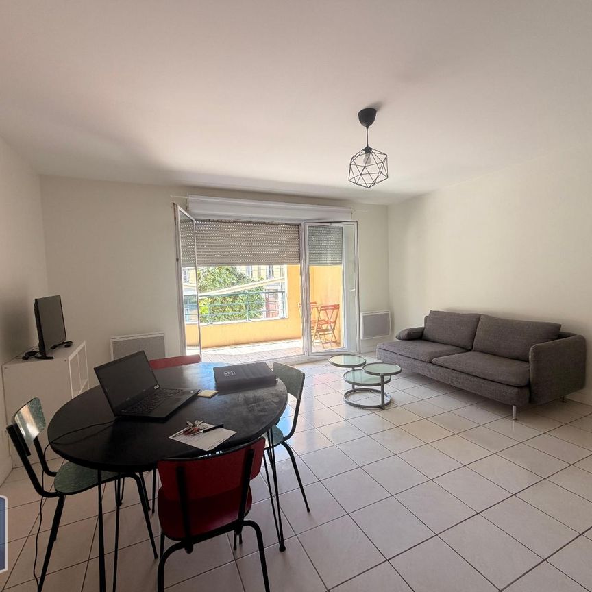 Location Appartement 2 pièces 45m² VILLEURBANNE 69100 - Photo 1