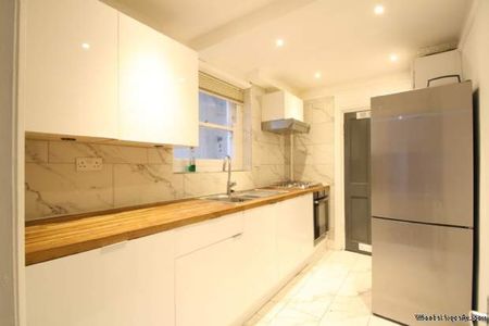 2 bedroom property to rent in London - Photo 4