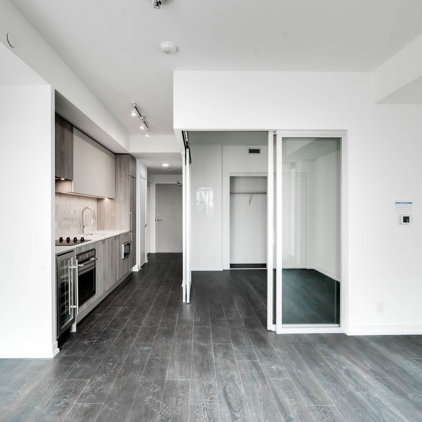 For Lease - 2020 Bathurst Street Unit# 516, Toronto, Ontario - Photo 1