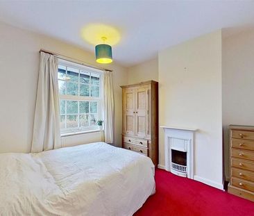 4 bedroom terraced house to rent - Photo 6