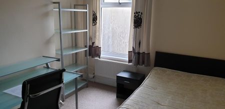 5 bedroom house to rent - Photo 4