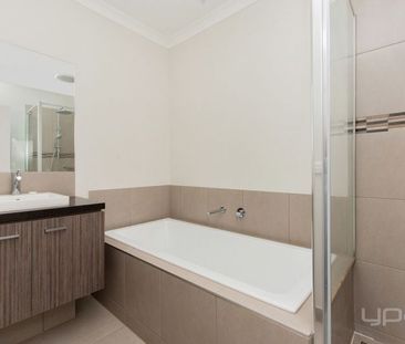 Good Location! - Photo 4