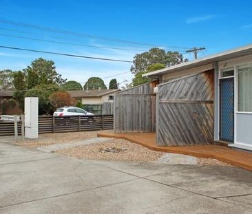 PRIME LOCATION – IMMACULATE ONE BEDROOM UNIT - Photo 6