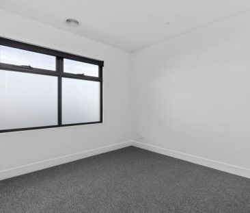 Brand New Coastal Living in the Heart of Dromana - Photo 3