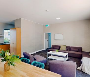 8 Bedroom Apartment south-Single Bed - Photo 3