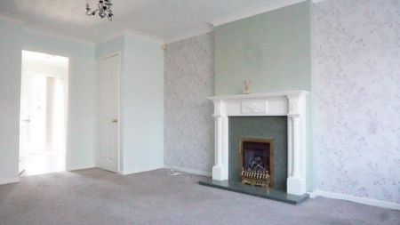 3 bedroom semi-detached house to rent - Photo 4