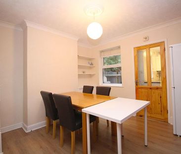 2 bedroom house share to rent - Photo 2