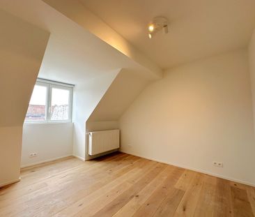 Stijlvol gerenoveerd appartement in hartje Brugge - Photo 1