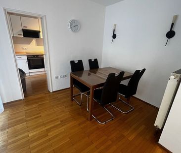 Großzügig geschníttene Wohnung mit Garten in ruhiger Toplage - Photo 2