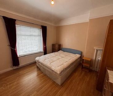 36 Church Street, Newry, BT34 2AH - Photo 4