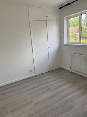 3 Bed Terraced House, Casimir Road, E5 - Photo 1