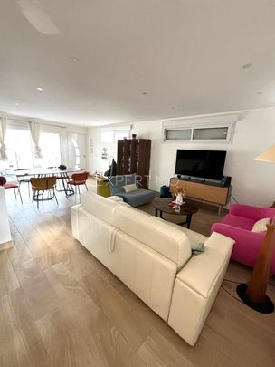 Chambre meublée en colocation premium, au calme d’un secteur pavillonnaire - Photo 1