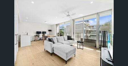 Stylish One-Bedroom Apartment in Bondi - Photo 5