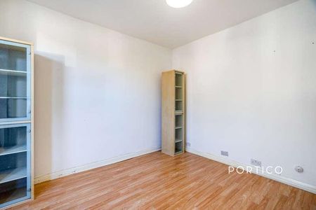 Ramsay Road, E7 - Photo 3