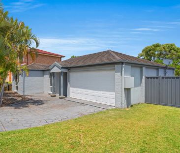 “Charming Family Home in Erina Awaits!” - Photo 1