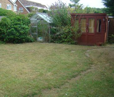 2 bedroom terraced house to rent - Photo 2