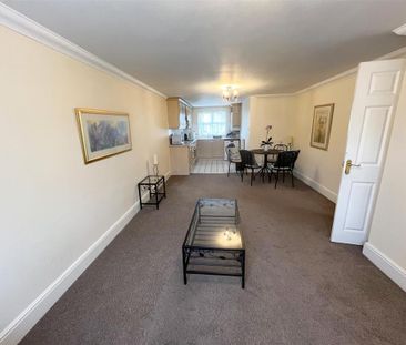 2 bedroom apartment to rent - Photo 3