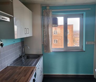 Room in a Shared Flat, Amhurst Park, N16 - Photo 4