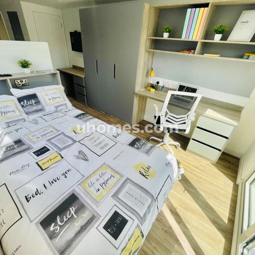 Studio (Ground Floor) - Photo 1