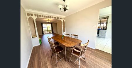 Peaceful & Relax Family Home in Prime Kellyville Location - Photo 5