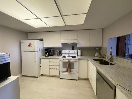 For Lease - 350 Alton Towers Circle Unit# 1409, Toronto, Ontario - Photo 5