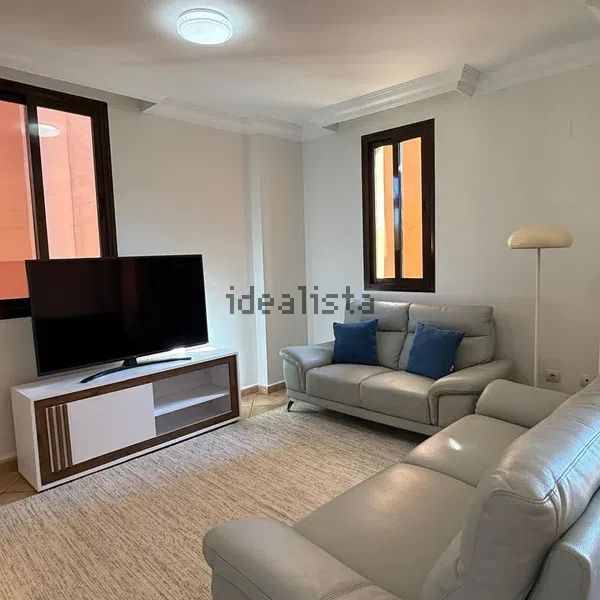 Alquiler de piso en Calle de la Rosa, 39 - Photo 1