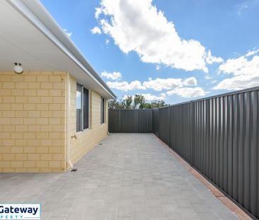 7 Saltbush Street, WANDI WA 6167 - Photo 3