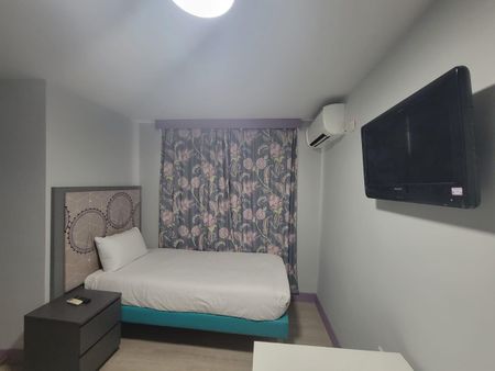 Studio Flat, London Road, CR7 - Photo 3