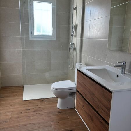 Location Maison 4 pièces 90m² - Photo 3