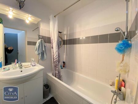 Location Appartement 3 pièces 55m² ALENCON 61000 - Photo 5