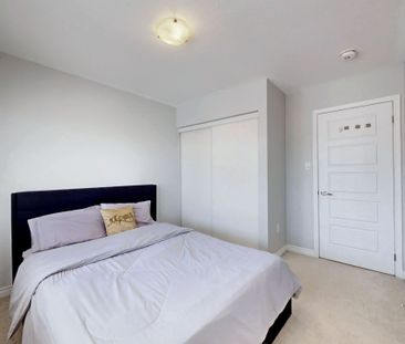 For Lease - 239 Netherby Lane, Kitchener, Ontario - Photo 2