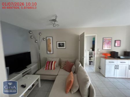 Location Appartement 3 pièces 58m² HUSSIGNY GODBRANGE 54590 - Photo 2