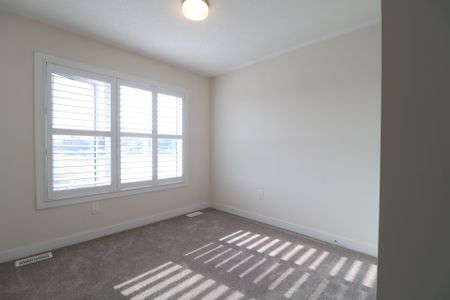 For Lease - 2644 Castlegate Crossing, Pickering, Ontario - Photo 2