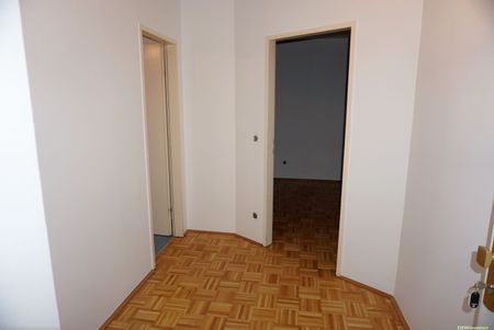 Wohnung mit allgemeiner Dachterrasse im Zentrum von Enns - Foto 5