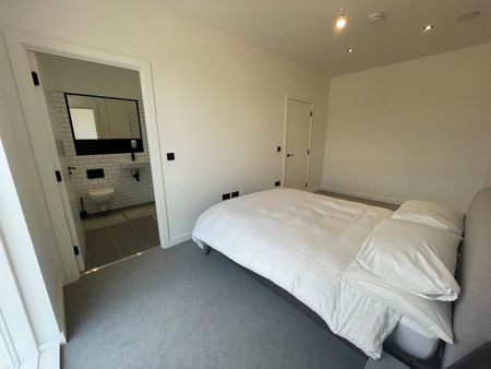 House share to rent - Photo 3