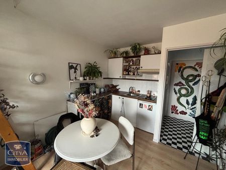 Location Appartement 2 pièces 31m² LA ROCHELLE 17000 - Photo 5