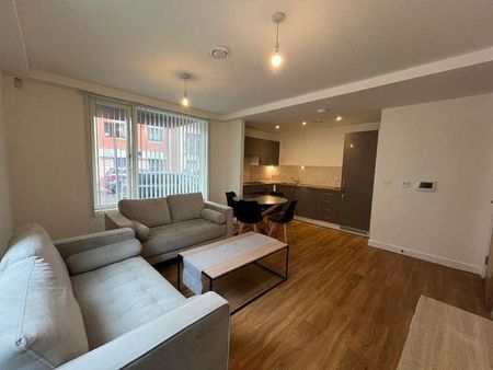 Stretford Road, Manchester, M15 - Photo 2