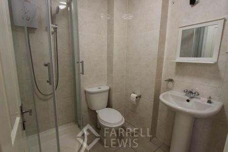 2 bedroom flat to rent - Photo 4