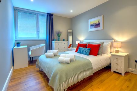 2 Bed Flat, Halcyon Wharf, E1W - Photo 4