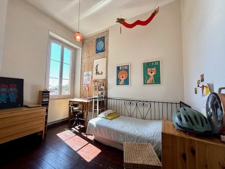 Location Appartement 4 pièces 128m² ROMANS SUR ISERE 26100 - Photo 4