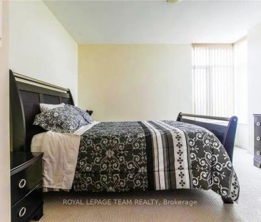 2002 - 570 LAURIER AVENUE W - Photo 6