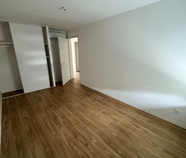 Location Appartement 3 pièces 66m² ROMANS SUR ISERE 26100 - Photo 2