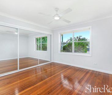 Family-friendly single level living - Photo 3