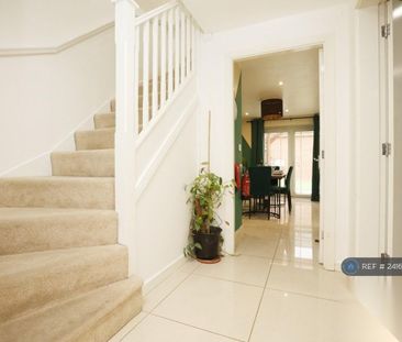 4 bedroom detached house to rent - Photo 5