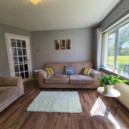 2 bedroom flat to rent - Photo 3