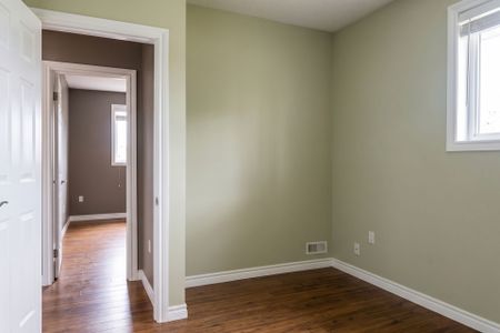 For Lease - 654 St David Street Unit# Main Level, Centre Wellington, Ontario - Photo 2
