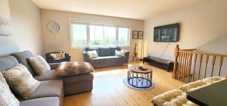 For Lease - 5168 Dundas Street, Toronto, Ontario - Photo 3