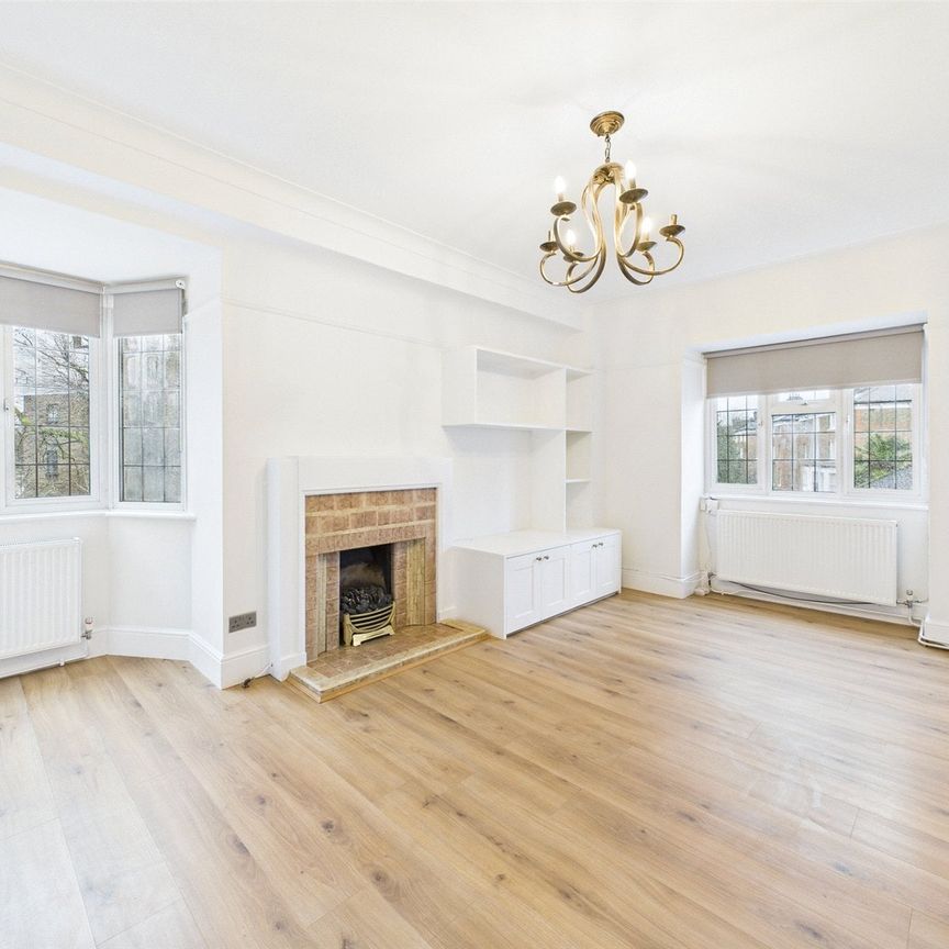 Kelvin Drive, St Margarets, London, TW1, Twickenham - Photo 1