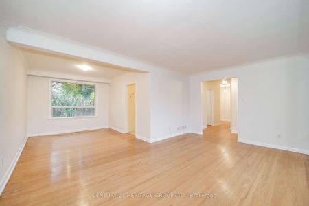 For Lease - 35 Caswell Drive, Toronto, Ontario - Photo 3