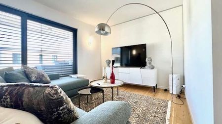 Elegant 4.5-room apartment for rent in Massagno - Photo 2